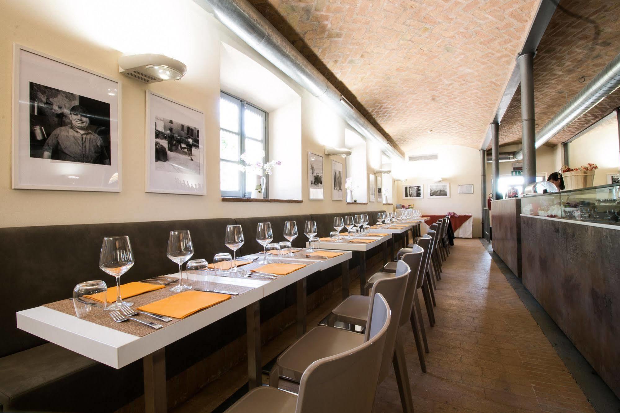 Locanda Abbazia Di Valserena - Csac Parme Extérieur photo